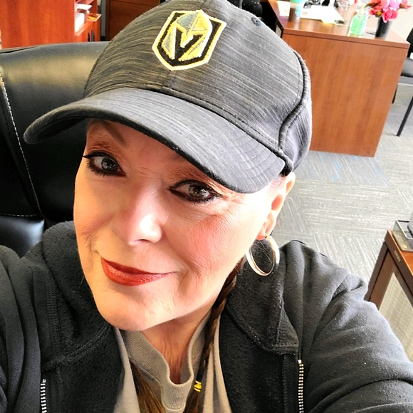 Meet your Posher, Marquetta - Picture 1 of 1